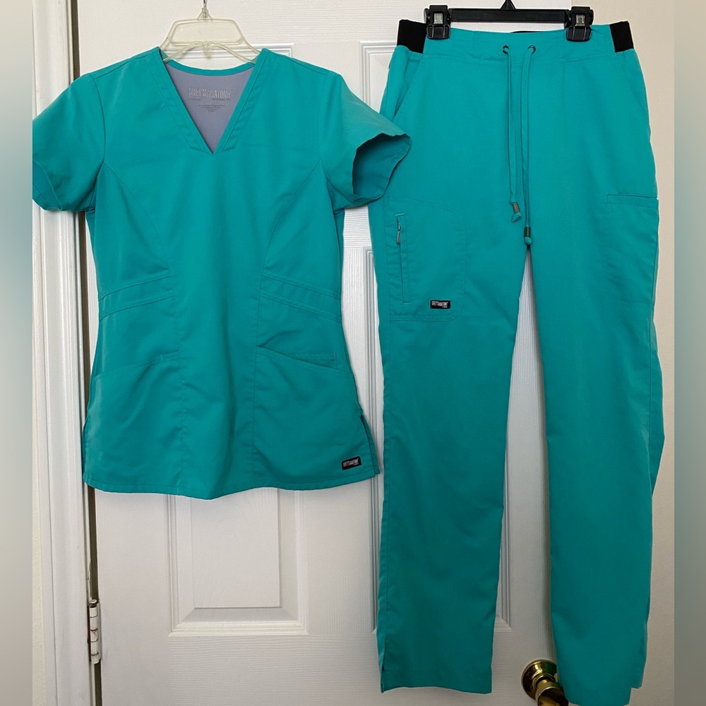 Grey’s Anatomy by Barco Scrub Set